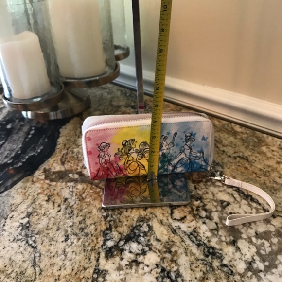 Very nice Disney princess handbag with matching wallet - Picture 12 of 16